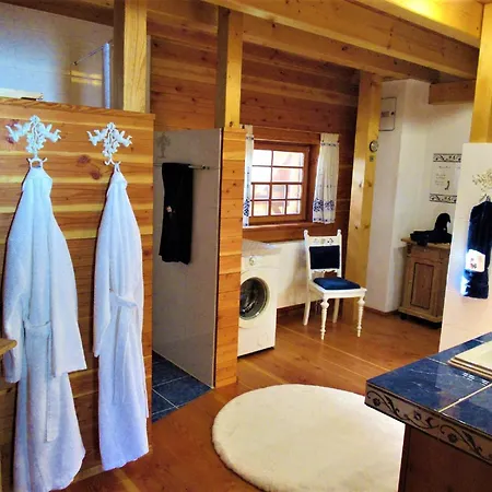 Hernis-hoefle Apartment *